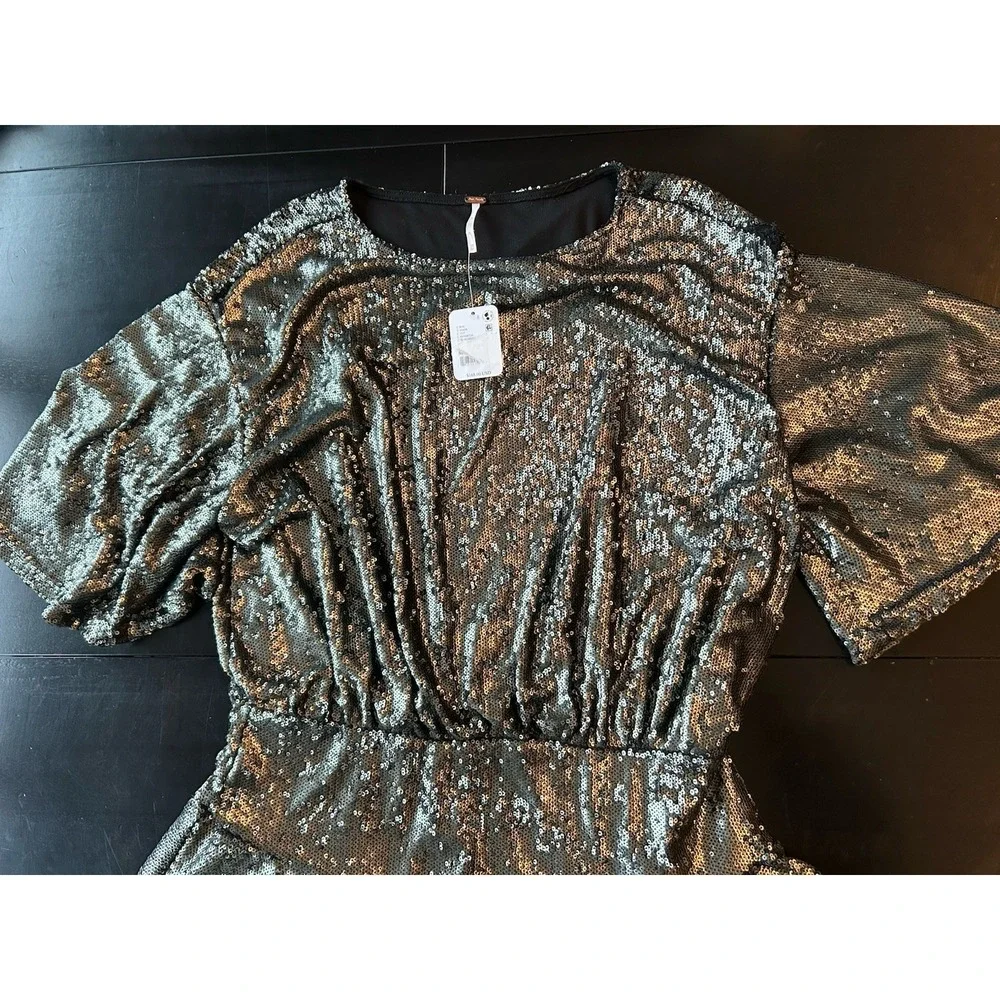 Free People Women's Manuka Sequin Mini Dress M Silver Gunmetal Gray READ